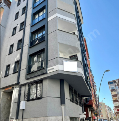GÜVEN EMLAKTAN TEK DAİRE ÜZERİ BİNADAN 2+1 SIFIR DAİRE